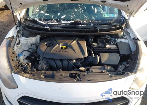 2017 Hyundai Elantra Gt z USA, uszkodzony, nr VIN KMHD35LH8HU375321